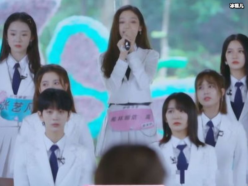 网友吐槽《创造营3》滤镜厚重，离开滤镜的学员状态大不同！