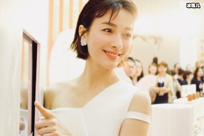 默默无闻到一鸣惊人，看吴昕的蜕变之路37岁的她依旧执着梦想！
