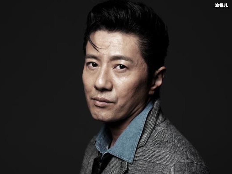 郑钧回怼网友谁的老婆自己清楚，希望大家不要出口伤人