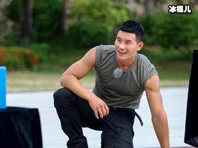 他因“嘎子”角色爆红，从演员变成网红，卖车抵债怎么回事