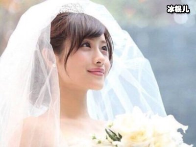 石原里美这个女人有魔法，微笑时会发光的眼睛是重点