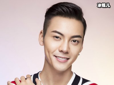 能演能唱有颜值有演技，与陈伟霆赵丽颖关系要好为何就迟迟不红