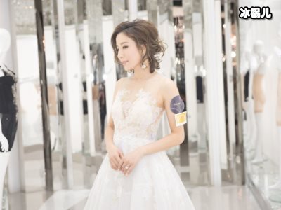 杨怡事业巅峰期为爱情退隐，近期平安产女生活幸福一切都是值得