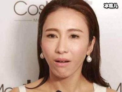黎姿罕见晒全家福，瘫痪弟弟终究面对镜头蔡少芬评论五个字