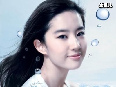 刘亦菲海报被影院老板怒砸，女神实惨网友：不愧是“票房毒药”