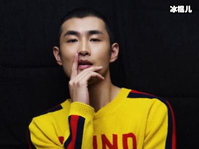 媒体刚曝光王彦霖承认恋情就登上了热搜，果真是太刚了！