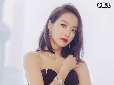 宋茜亲手为员工包饺子吃，所有步骤一气呵成成品美观大方