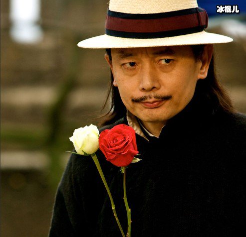 葛优认为对与错一定要分清，是一名优秀演员都应该做的事情