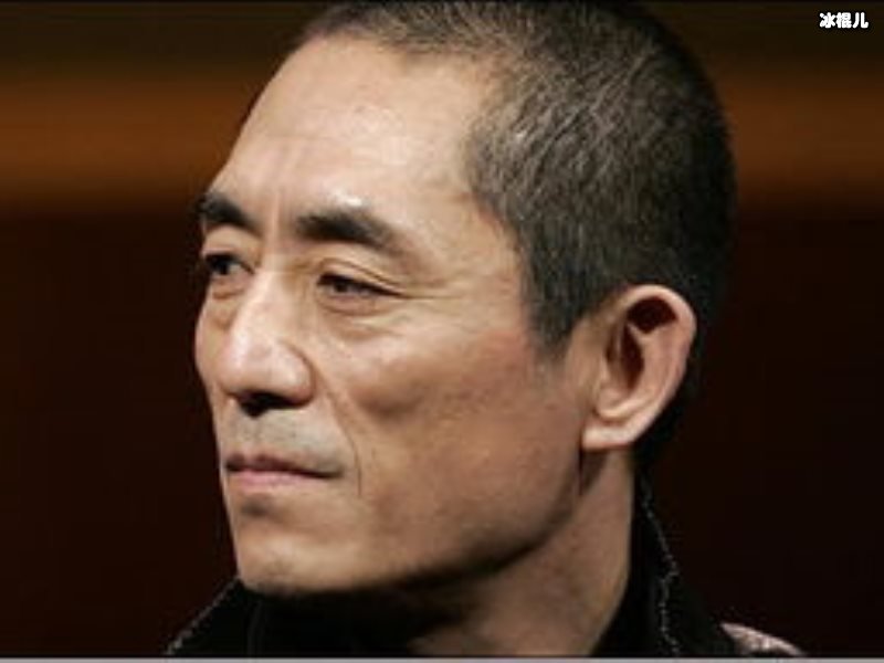 张艺谋启用新人惹争议，被嘲看走了眼网红脸毫无记忆点