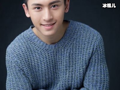 谁都渴望遇见你张哲瀚情话技能加持，与罗溪甜蜜上演摩天楼吻