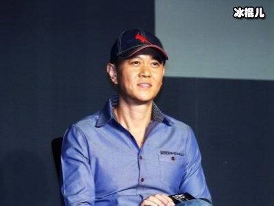 演了一辈子配角的冯嘉怡，竟然还有另一重身份