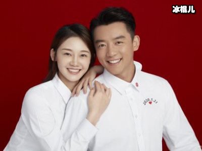 郑凯真要当爸爸了！苗苗孕肚明显走路笨重郑凯贴心搀扶好温柔！