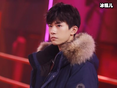 易烊千玺又获新代言和世界十大奢侈品牌合作，网友：亮瞎狗眼