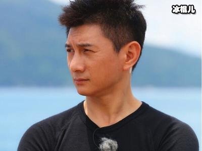 吴奇隆探班刘诗诗夫妻合体恩爱如初，同住一家酒店太低调