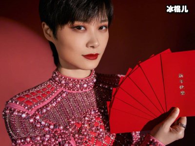 李宇春重回《歌手》时隔15年的她，再次回湖南卫视登台演唱