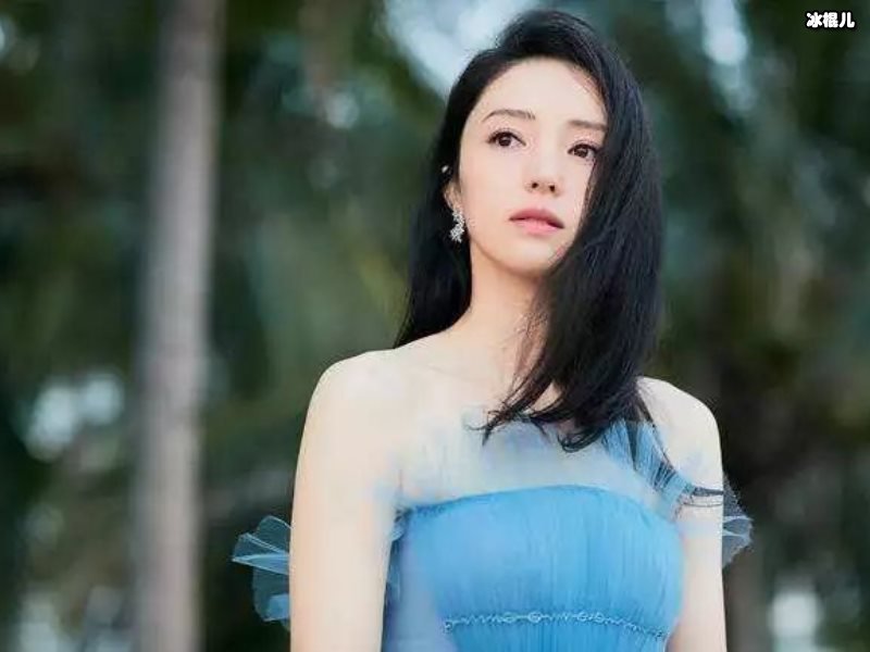 网友爆料：董璇傍大款！本尊亲自下场，回应大款究竟在哪里？