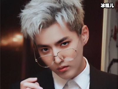 吴亦凡在《青簪行》中的造型曝光，白衣翩翩如贵公子