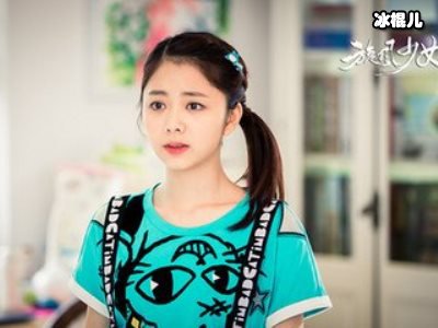 谭松韵的脸型到底有多小？能把面膜贴到了耳朵上她是独一份