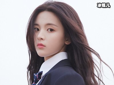 杨超越《且听凤鸣》杀青，古装扮相仙气逼人