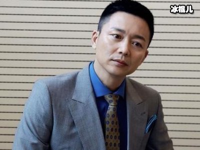 刘奕君儿子继承他的表演天赋，一人饰演两个角色眼神都是戏