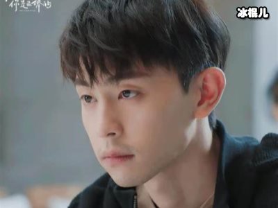 邓伦都逃不过的女人，为什么她手下的小鲜肉如此之多？