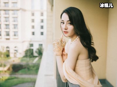 嘉行束缚迪丽热巴，如今终于被爆要解约！