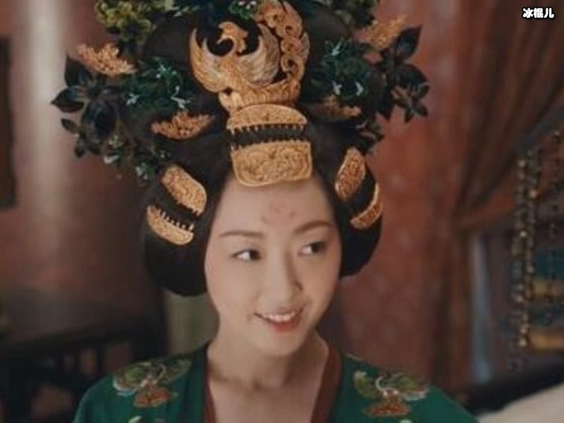 王子健的女朋友原来是绿篱，继《太子妃》大火之后新剧略显沧桑