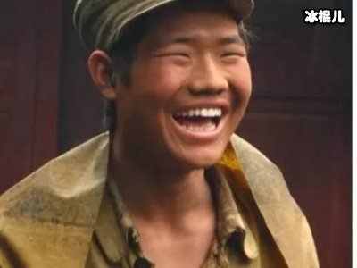 小兵张嘎的后篇？31岁的嘎子与28岁的英子重逢二人差距明显