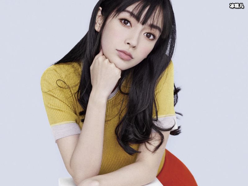 众多明星开展副业，继baby后李兰迪王鸥爆笑割菜