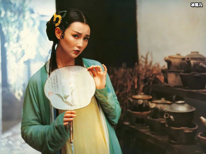 娱乐圈混不好就回来继承家底的三位女星，最后一位已经回家了！