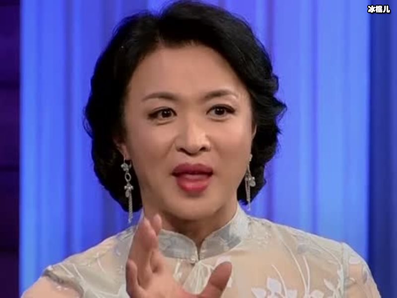 金星已停止吃药如今身上男生特征明显，健康还是更重要一些