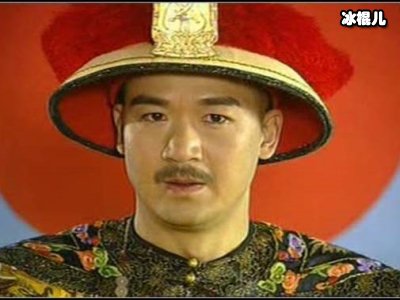 她是张国立的老搭档，当红时嫁二婚男主持39岁的圈外生活最惬意