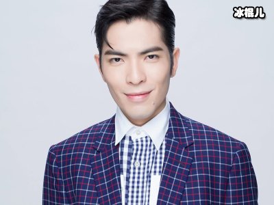 娱乐圈也有禁忌不跟萧敬腾同台，不和陈冠希合影