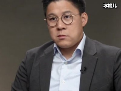 郭晶晶被拍到与妈妈同框，母女节俭风格相同已经搬离霍家大宅