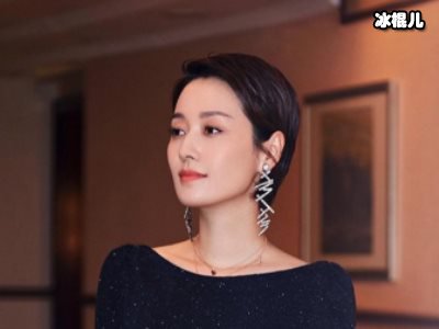 马伊俐和白玉兰失之交臂，并未影响心情自备美酒和朋友深夜聚会