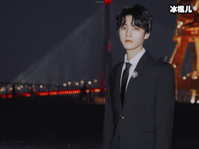 团魂满满TFBOYS集体复工营业，仅三个表情引发粉丝大胆解读