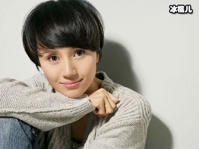 张泉灵离开央视47岁了生活依然充实，画浓妆自称“老妖怪”