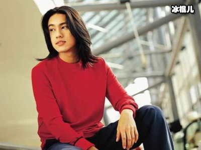 青春斗许戈是谁，饰演的朱孝天王彦霖明道的“结合体”