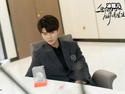 乌鸦小姐与蜥蜴先生小说原名叫什么？顾川结局变成正常人了吗？