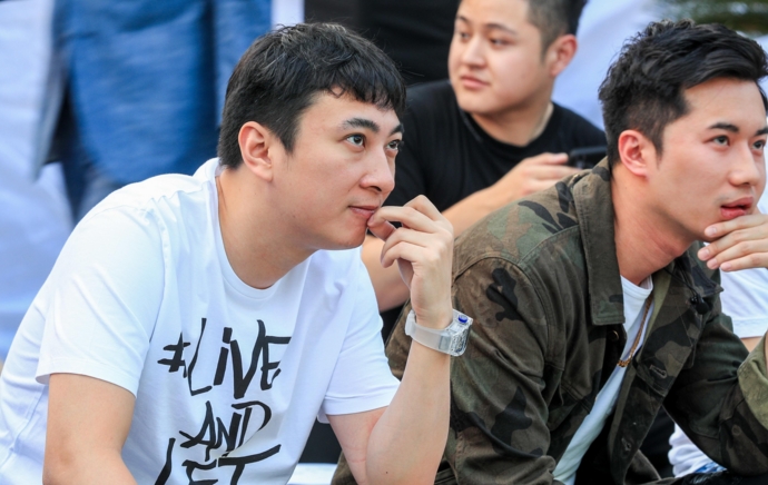 王思聪骂华晨宇
