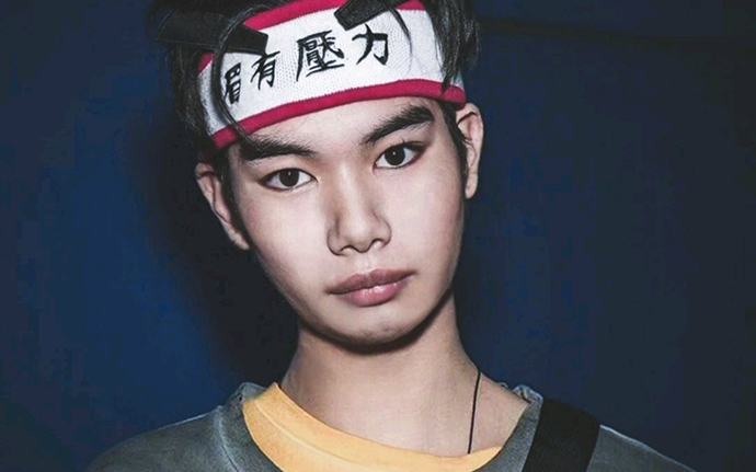 小吴与女网友不堪入目的聊天内容曝光