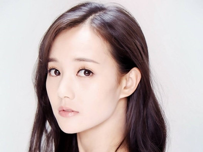李一桐为什么资源这么好 出演多部女主戏没爆红是命里缺火吗