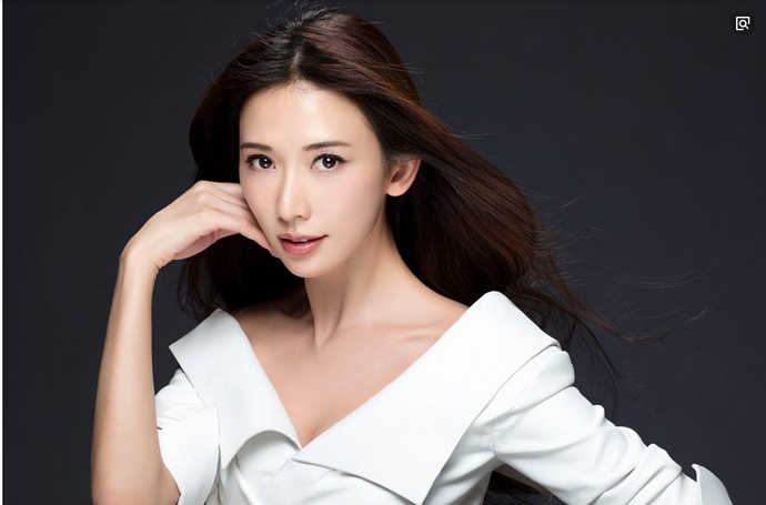林志玲与AKIRA结婚