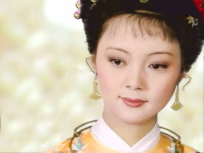 人间富贵花是什么长相的女孩子
