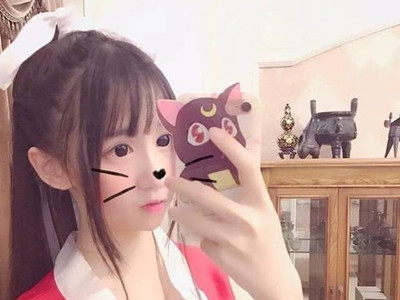 蔡萝莉真的是名副其实的富豪大小姐吗 老爸被扒是青岛首富