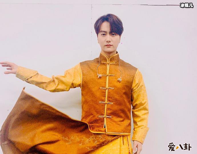 歌手陆虎年龄