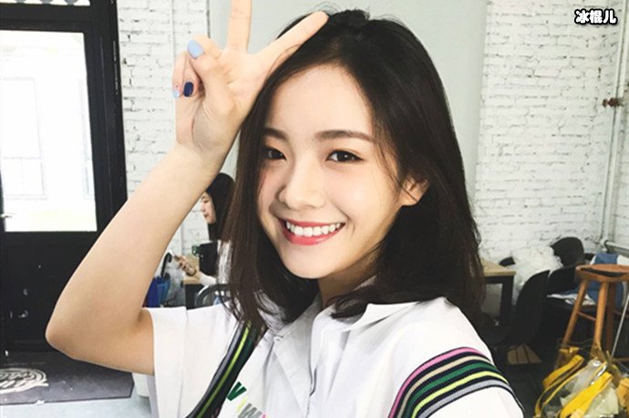李庚希图片
