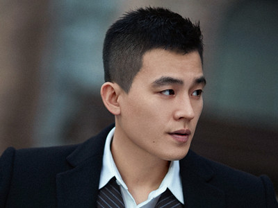 《前夜》讲了什么故事？王名扬演的凌宏俊是什么身份？