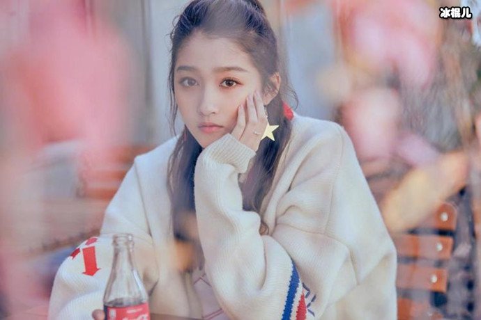 关晓彤被问最受不了鹿晗什么