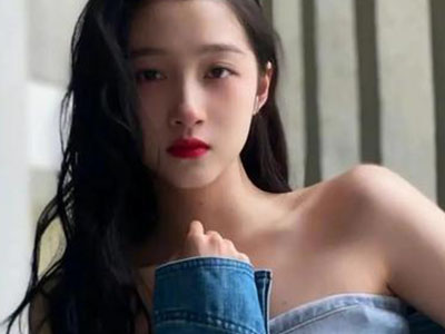 关晓彤为鹿晗庆生迟到，网友认为此举别有深意？